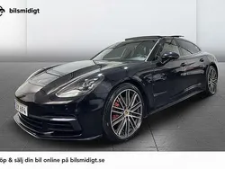 Svart Begagnad 2017 Porsche Panamera 4 Sedan | 549 900 kr (Marknadspris)