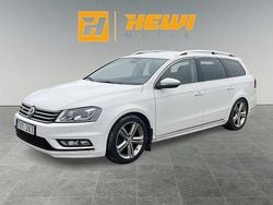 Vit Begagnad 2013 VW Passat R-line Kombi | 99 800 kr (Marknadspris)
