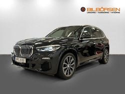 Svart Begagnad 2020 BMW X5 iPerformance SUV | 539 900 kr (Marknadspris)
