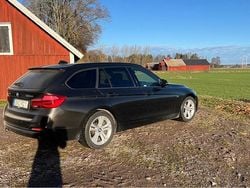 Brun Begagnad 2017 BMW 320 Sport Line Kombi | 180 000 kr (Superpris)