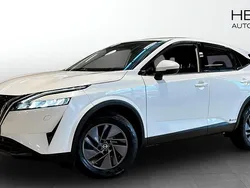 Vit (white) Begagnad 2023 Nissan Qashqai Acenta SUV | 249 900 kr (Marknadspris)