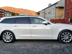Vit Begagnad 2018 Volvo V90 Kombi | 160 000 kr (Marknadspris)