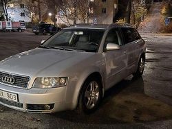 Silver Begagnad 2004 Audi A4 Kombi | 28 000 kr (Bra pris)
