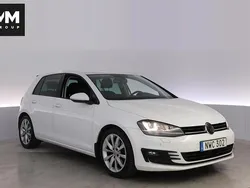 Vit Begagnad 2012 VW Golf VII Highline Halvkombi | 134 900 kr (Dyr)