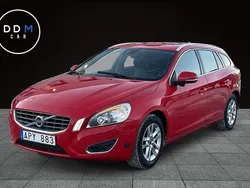 Röd Begagnad 2011 Volvo V60 Summum Kombi | 109 900 kr (Bra pris)