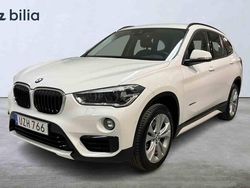 Vit Begagnad 2016 BMW X1 SUV | 179 000 kr (Lite dyr)