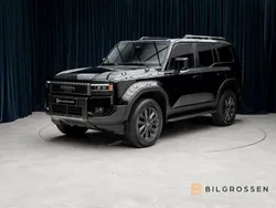 Ny 2024 Toyota Land Cruiser Executive SUV | 1 099 900 kr (Marknadspris)