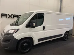 Vit Begagnad 2015 Peugeot Boxer Van | 159 900 kr (Lite dyr)