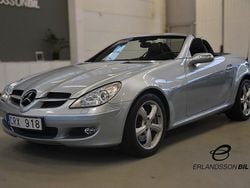 Silver Begagnad 2005 Mercedes SLK350 Cab | 124 900 kr (Marknadspris)
