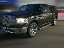 Svart Begagnad 2018 RAM 1500 Pickup | 275 000 kr