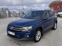 Blå Begagnad 2012 VW Tiguan Sportline SUV | 85 000 kr (Bra pris)