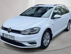 Vit Begagnad 2020 VW Golf VIII | 179 000 kr (Marknadspris)