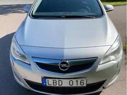 Grå Begagnad 2011 Opel Astra Enjoy Halvkombi | 29 900 kr (Marknadspris)