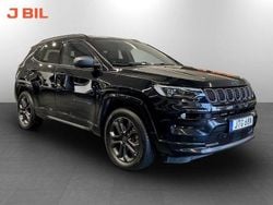 Svart Begagnad 2021 Jeep Compass Limited SUV | 274 900 kr (Marknadspris)