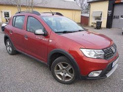 Röd Begagnad 2016 Dacia Sandero Stepway Kombi | 69 900 kr (Marknadspris)