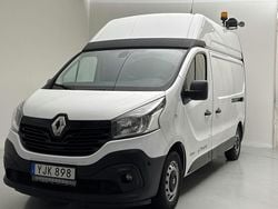 Vit Begagnad 2017 Renault Trafic Minibuss | 105 000 kr (Bra pris)