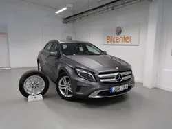 Mörkgrå Begagnad 2015 Mercedes GLA200 SUV | 214 900 kr (Marknadspris)