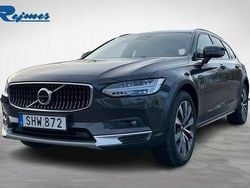 Grå Begagnad 2022 Volvo V90 CC Plus Kombi | 379 800 kr (Marknadspris)