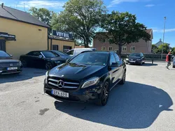 Svart Begagnad 2015 Mercedes GLA200 SUV | 164 000 kr (Marknadspris)