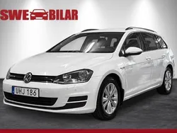 Vit Begagnad 2017 VW Golf VII Kombi | 119 900 kr (Marknadspris)