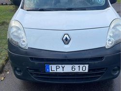 Grå Begagnad 2011 Renault Kangoo Minibuss | 32 000 kr