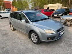 Silver Begagnad 2005 Ford Focus Kombi | 17 900 kr (Dyr)