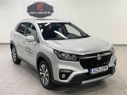 Grå Ny 2025 Suzuki SX4 S-Cross SUV | 371 800 kr (Dyr)
