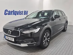 Svart Begagnad 2023 Volvo V90 CC Core Kombi | 459 000 kr (Marknadspris)