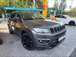 Grå Begagnad 2020 Jeep Compass SUV | 199 000 kr