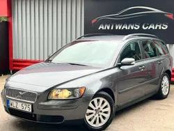 Grå Begagnad 2005 Volvo V50 Kombi | 29 900 kr (Marknadspris)