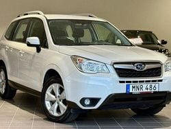 Vit (vit metallic) Begagnad 2014 Subaru Forester SUV | 119 900 kr (Bra pris)