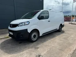 Vit (white) Begagnad 2022 Fiat Scudo Minibuss | 312 375 kr (Marknadspris)