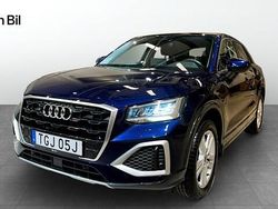 Navarrablå metallic Begagnad 2024 Audi Q2 Advanced Plus SUV | 274 000 kr (Bra pris)