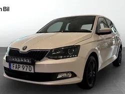 Vit Begagnad 2015 Skoda Fabia Style Halvkombi | 99 900 kr (Lite dyr)