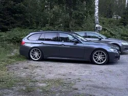 Grå Begagnad 2013 BMW 328 M Sport Kombi | 170 000 kr (Marknadspris)