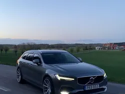 Grå Begagnad 2018 Volvo V90 Momentum Kombi | 185 000 kr (Lite dyr)