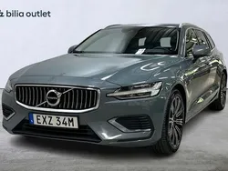 Grå Begagnad 2022 Volvo V60 Kombi | 344 900 kr (Bra pris)