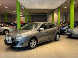 Grå Begagnad 2010 Renault Mégane III Halvkombi | 39 900 kr (Marknadspris)