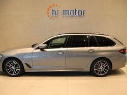 Grå Begagnad 2023 BMW 530 M Sport Kombi | 459 000 kr