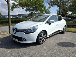 Begagnad 2015 Renault Clio IV Halvkombi | 74 900 kr (Bra pris)