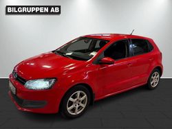 Röd Begagnad 2011 VW Polo Halvkombi | 55 900 kr (Marknadspris)