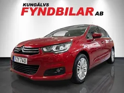 Röd Begagnad 2015 Citroën C4 Halvkombi | 114 900 kr (Marknadspris)