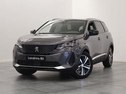 Grå Begagnad 2022 Peugeot 5008 Minibuss | 294 000 kr (Marknadspris)