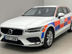 Vit Begagnad 2021 Volvo V60 Momentum Kombi | 219 000 kr (Bra pris)