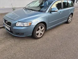 Blå Begagnad 2010 Volvo V50 Momentum Kombi | 34 500 kr (Marknadspris)