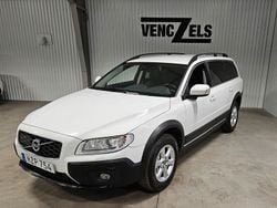 Vit Begagnad 2015 Volvo XC70 Momentum SUV | 143 000 kr (Marknadspris)