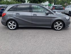 Grå Begagnad 2014 Mercedes B180 Minibuss | 105 000 kr (Superpris)