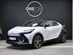 Vit Begagnad 2023 Toyota C-HR Edition SUV | 399 800 kr (Bra pris)