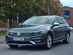 Mörkgrå Begagnad 2017 VW Passat Alltrack Kombi | 134 800 kr (Marknadspris)