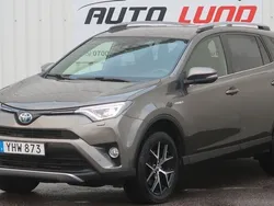Brun Begagnad 2017 Toyota RAV4 Hybrid Active SUV | 215 000 kr (Bra pris)